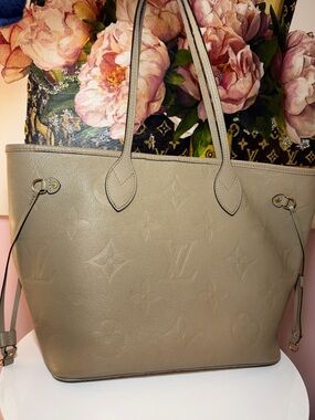 Louis Vuitton Empreinte Neverfull